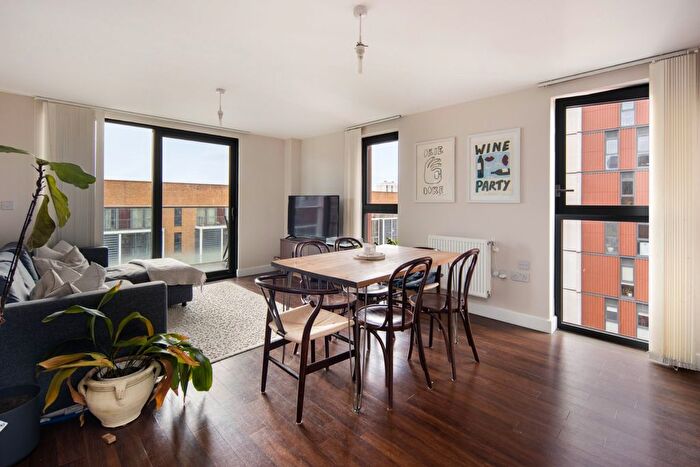 1 Bedroom Flat To Rent In Dalston Square, Hackney, London, E8