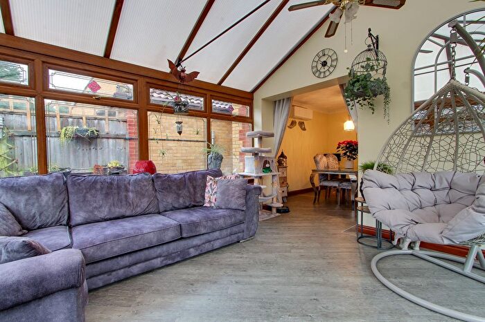 4 Bedroom Detached House For Sale In Orchard Drive, West Walton, PE14