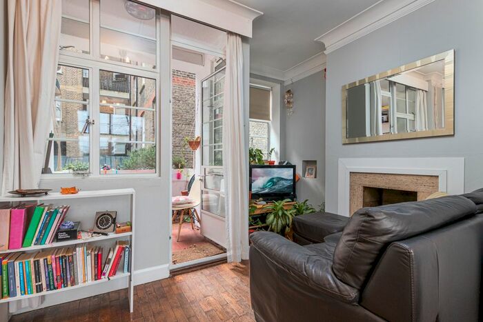 1 Bedroom Flat To Rent In Priory Walk, London, SW10