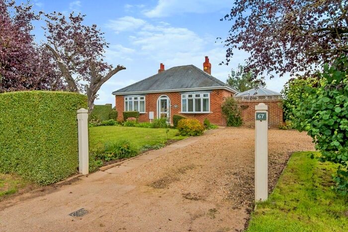 3 Bedroom Detached Bungalow For Sale In Station Road, Long Sutton, Spalding, PE12