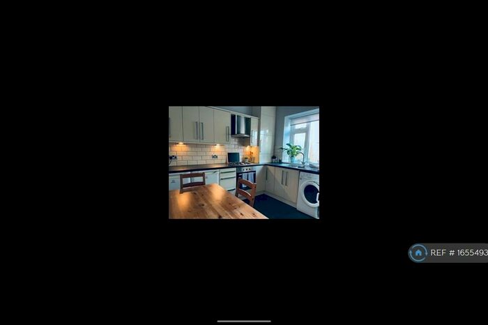 2 Bedroom Terraced House To Rent In High Street, Kippax, Leeds, LS25