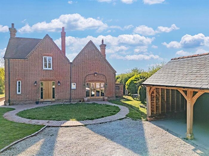 4 Bedroom Detached House For Sale In Church Lane, Stow Maries, CM3