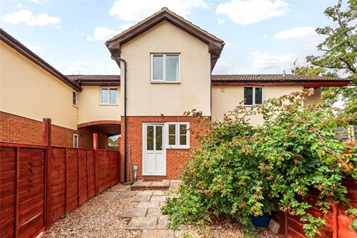 2 Bedroom Terraced House For Sale In Sheppards Close, Newport Pagnell, Buckinghamshire, MK16