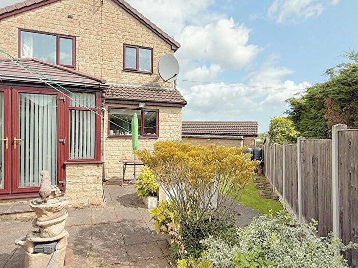 3 Bedroom Detached House For Sale In Regency Park Road, Pudsey, LS28