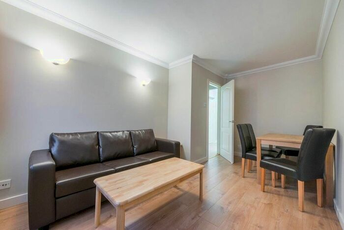 1 Bedroom Flat To Rent In Fitzroy Street, Fitzrovia, W1T