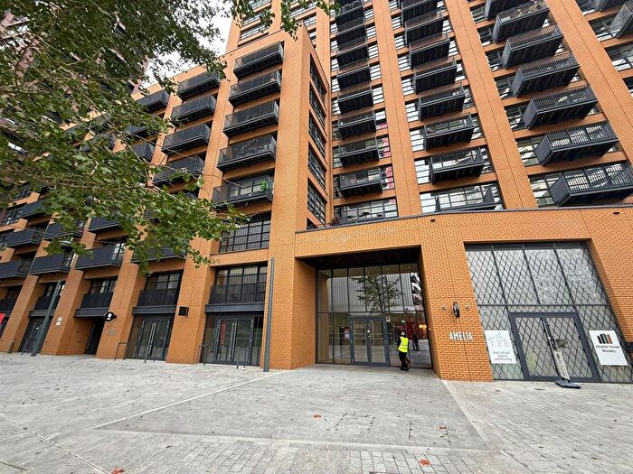 1 Bedroom Flat For Sale In Lyell Street, London, E14