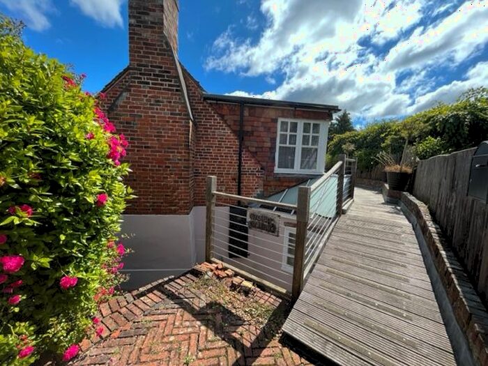 3 Bedroom Semi-Detached House To Rent In Green Lane, Hamble, Southampton, SO31