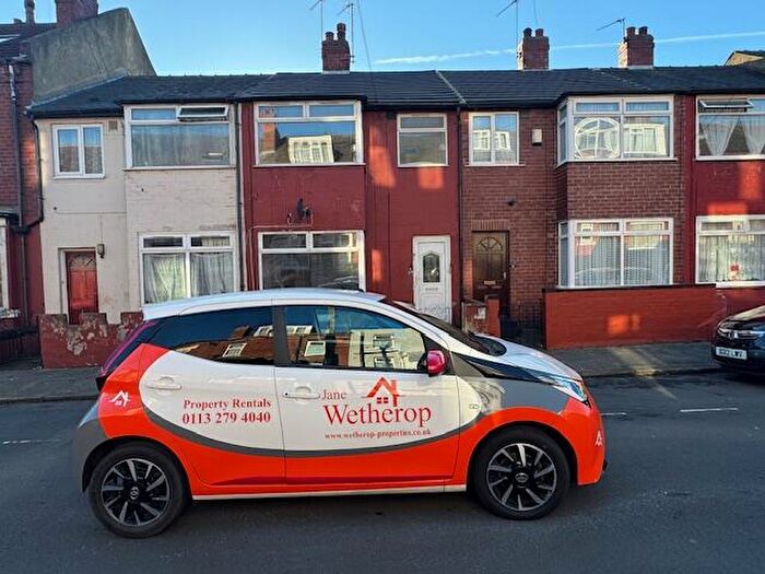 981 Bedroom Terraced House To Rent In Broughton Avenue, Leeds, West Yorkshire, LS9