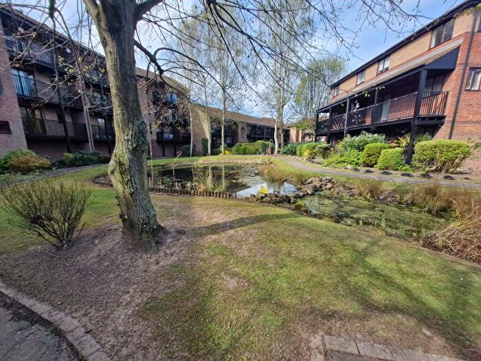 1 Bedroom Flat For Sale In Alderney Street, Nottingham, Nottinghamshire, NG7