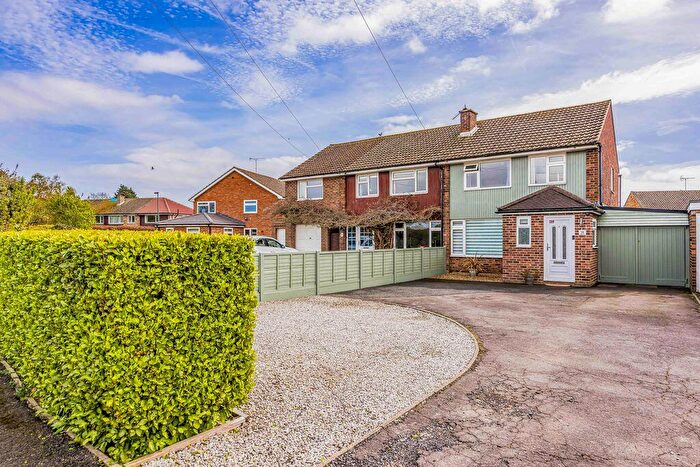 3 Bedroom Semi Detached House For Sale In South Lane, Emsworth, PO10