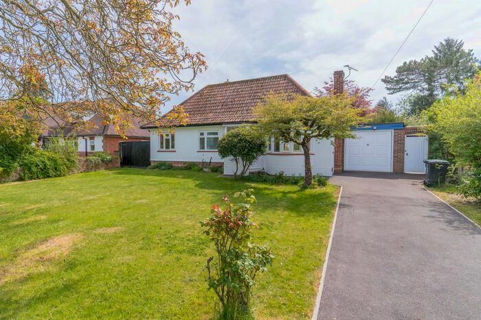2 Bedroom Bungalow To Rent In Landview Gardens, Marden Ash, Ongar, Essex, CM5