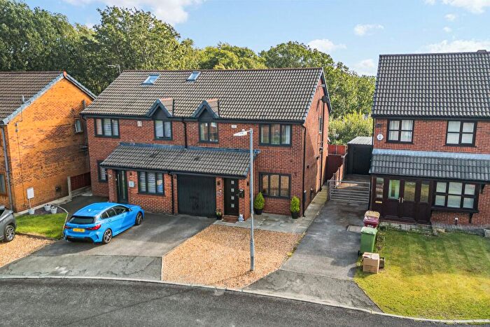 3 Bedroom Semi-Detached House For Sale In Templecombe Drive, Bolton, BL1