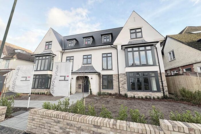 2 Bedroom Flat For Sale In Southbourne, BH6