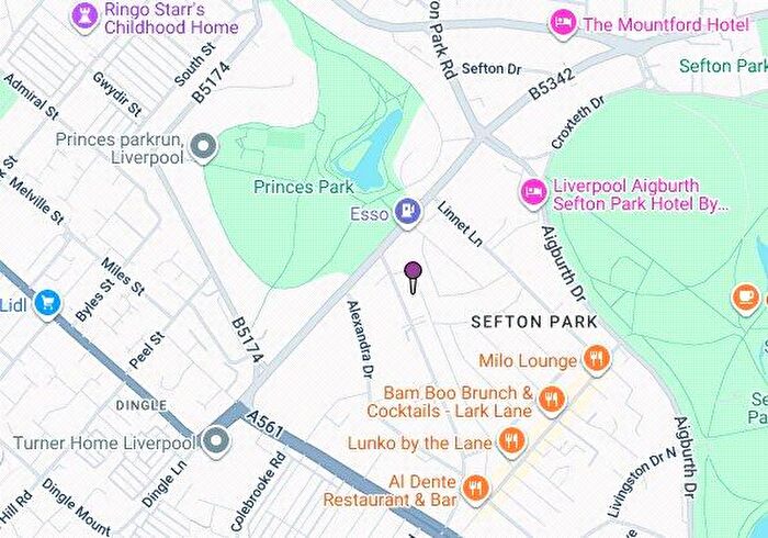 2 Bedroom Apartment For Sale In Parkfield Road, Aigburth, Liverpool, Merseyside, L17