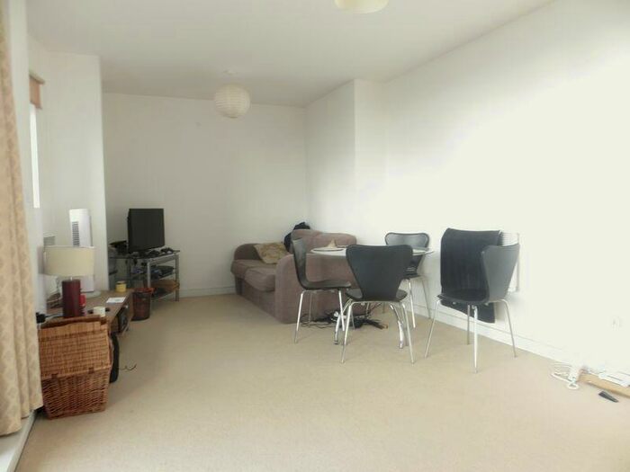 1 Bedroom Apartment To Rent In The Sphere, E16