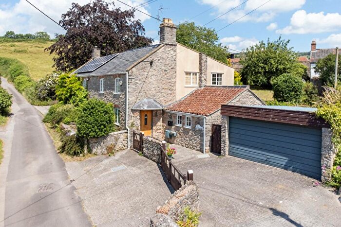 4 Bedroom Semi-Detached House For Sale In The Hollow, Westbury Sub Mendip, BA5