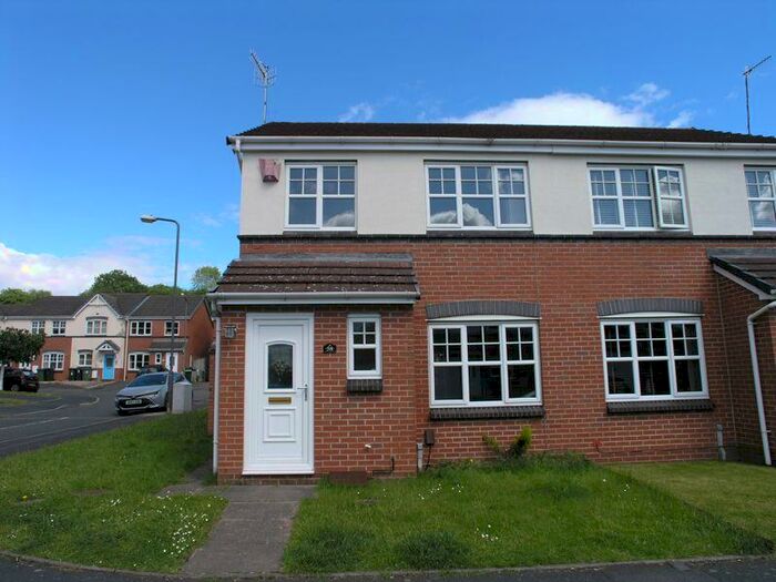 3 Bedroom Semi-Detached House To Rent In Clifton Street, Cradley Heath, B64