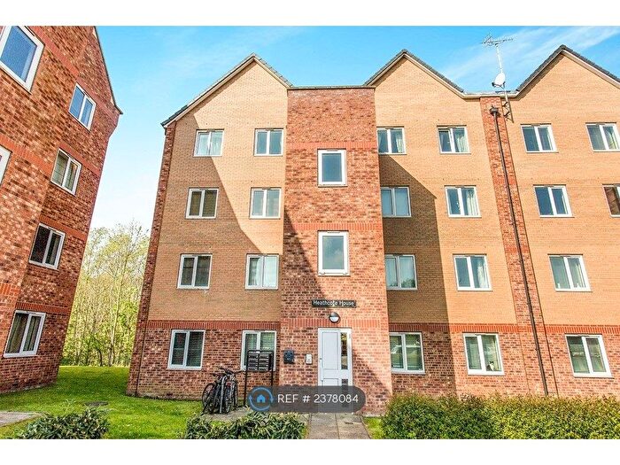 2 Bedroom Flat To Rent In Heathcote House, Chesterfield, S41