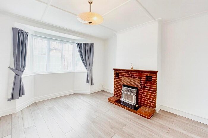 3 Bedroom House To Rent In Abbotts Road, Cheam, SM3