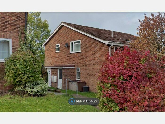 1 Bedroom End Of Terrace House To Rent In Chaffinch Close, Walderslade, ME5