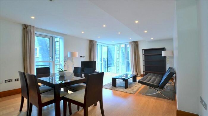 3 Bedroom Flat To Rent In Baker Street, Marylebone, London, NW1
