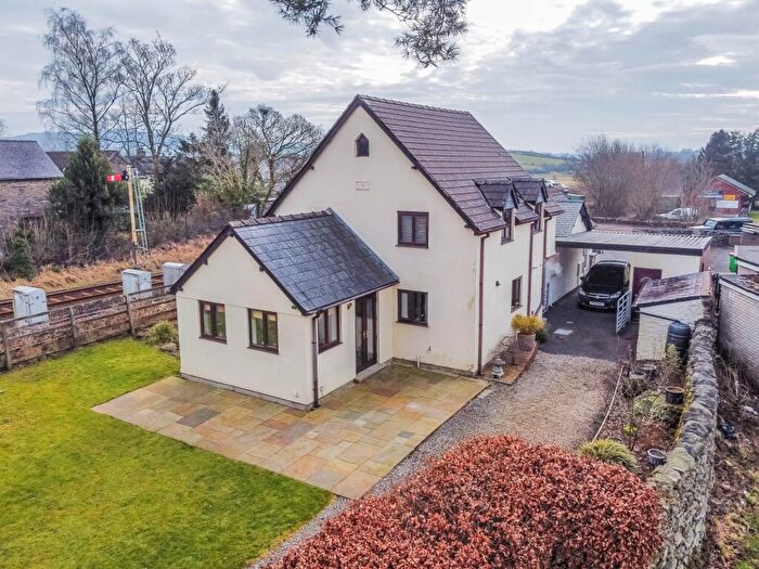 3 Bedroom Detached House For Sale In Higher Crossings Cottage, Hollins Lane, Burneside, LA9