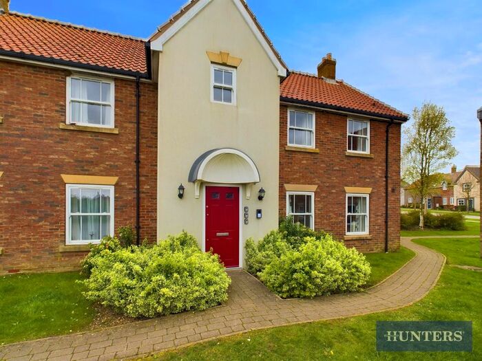 1 Bedroom Flat For Sale In Oyster Way, Moor Road, Filey, YO14