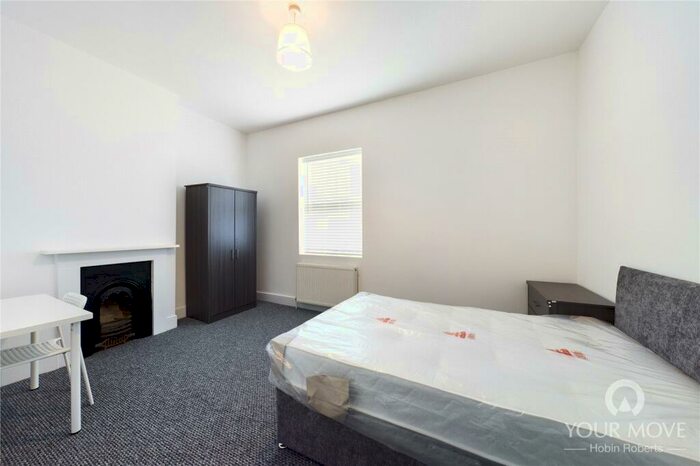 4 Bedroom House To Rent In Vernon Terrace, Northampton, NN1