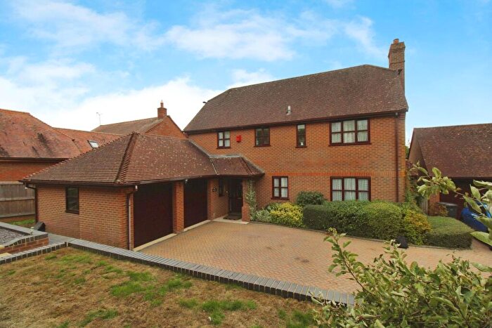 5 Bedroom Detached House For Sale In Greenacres, Ramsbury, SN8