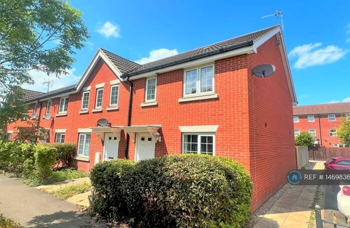 3 Bedroom End Of Terrace House To Rent In Wilks Road, Grantham, NG31