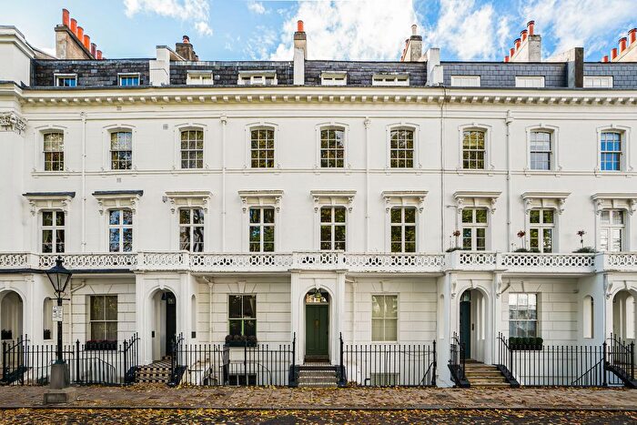 2 Bedroom Flat For Sale In Hereford Square, South Kensington, London, SW7