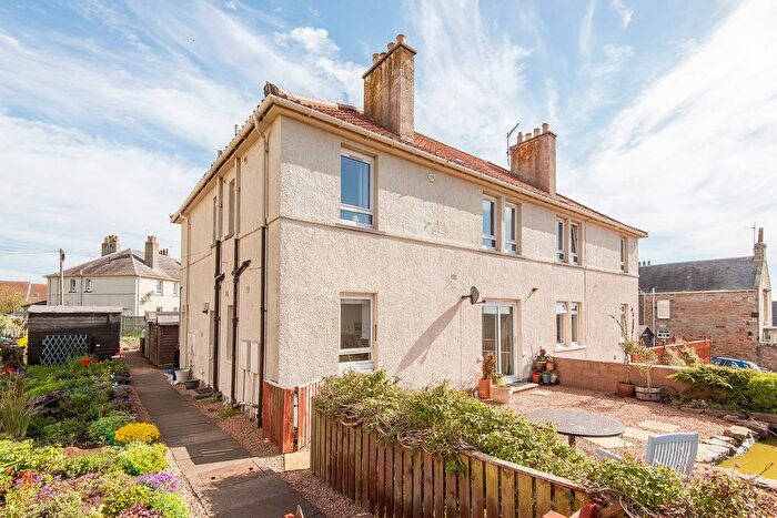 2 Bedroom Flat For Sale In Lamont Terrace, Crail, Anstruther, KY10