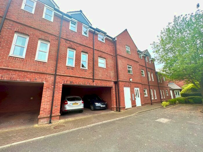 1 Bedroom Flat To Rent In Apartment, The Archway, York, North Yorkshire, YO31