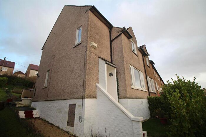 2 Bedroom Semi-Detached House For Sale In Cumberland Road, Greenock, PA16