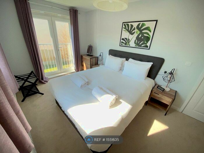 1 Bedroom Flat To Rent In Phoenix Way, Portishead, Bristol, BS20