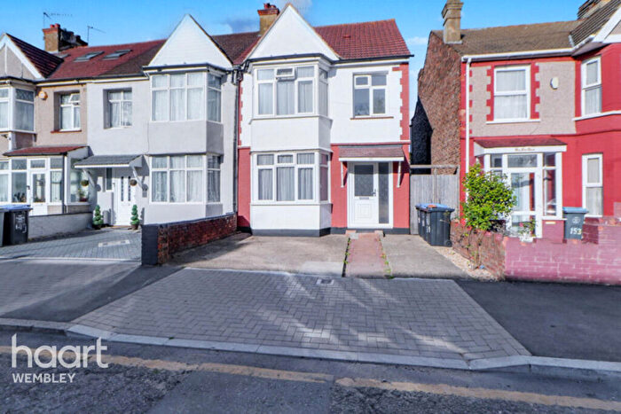 3 Bedroom End Of Terrace House For Sale In London Road, Wembley, HA9