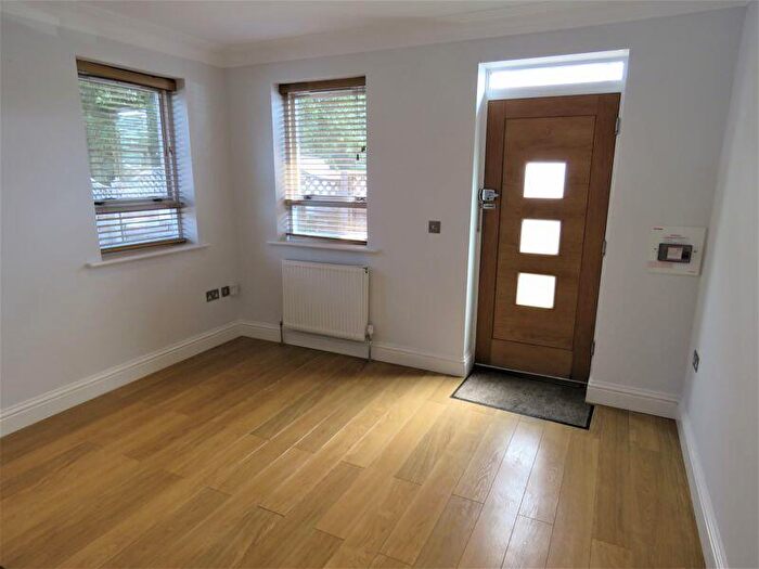 1 Bedroom Flat To Rent In Central Marlow, SL7