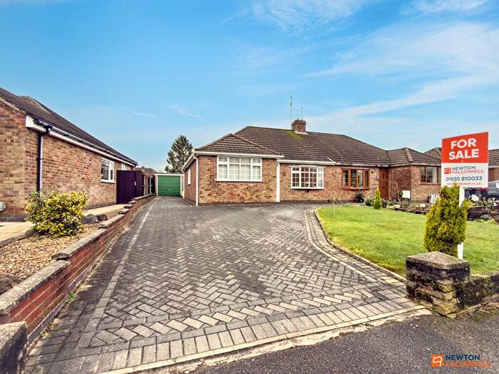 3 Bedroom Semi-Detached Bungalow For Sale In Peterfield Road, Whitwick, LE67