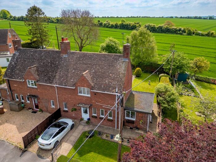 3 Bedroom Semi-Detached House To Rent In Windmill Place, East Challow, Wantage, OX12