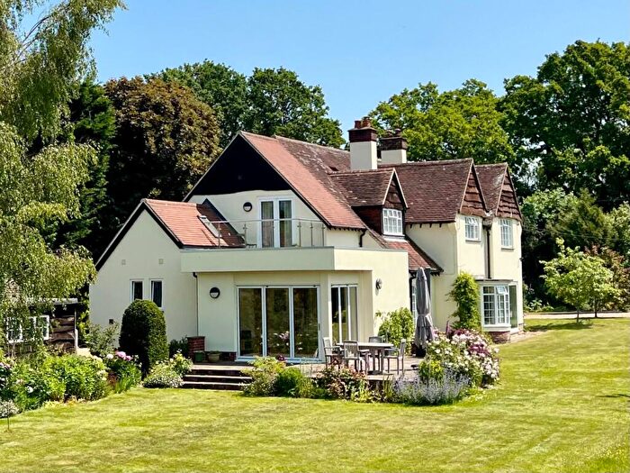 4 Bedroom Detached House For Sale In Sway Road, Brockenhurst, SO42