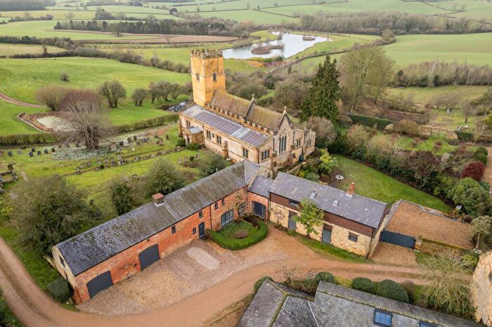 5 Bedroom Barn Conversion For Sale In Main Street, Church Stowe, NN7