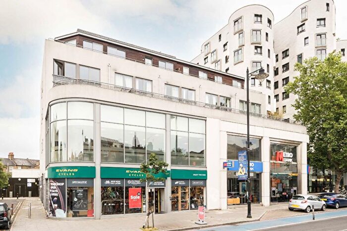 1 Bedroom Flat To Rent In Clement Avenue, London, SW4