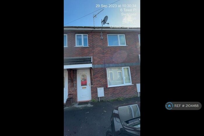 3 Bedroom End Of Terrace House To Rent In Tawe Place, Clydach, Swansea, SA6