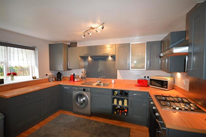 2 Bedroom Apartment To Rent In Blenheim Square, Lincoln, LN1