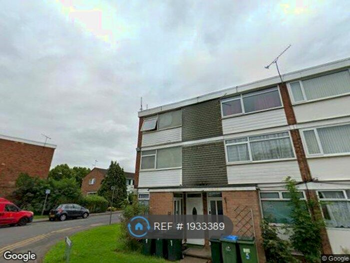 2 Bedroom Maisonette To Rent In Darnford Close, Coventry, CV2