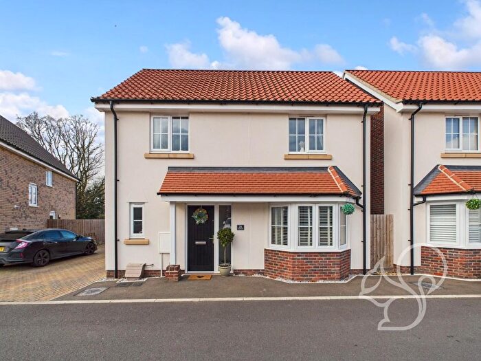 3 Bedroom Detached House For Sale In St. Andrews Close, Alresford, Colchester, CO7
