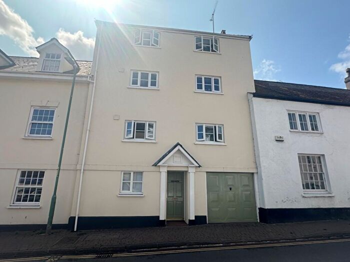 2 Bedroom Flat To Rent In Glendower Street, Monmouth, NP25
