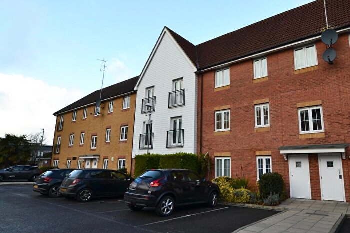2 Bedroom Flat For Sale In Bromley Close, East Road, Harlow, Essex, CM20