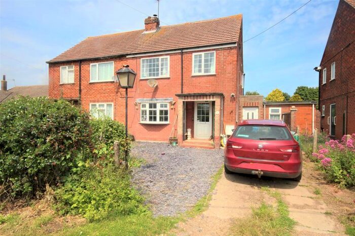 3 Bedroom Semi-Detached House For Sale In South View, Withernsea, HU19