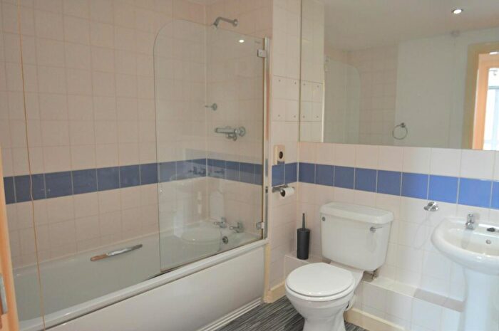 2 Bedroom Apartment To Rent In Derby Road, Nottingham, NG1